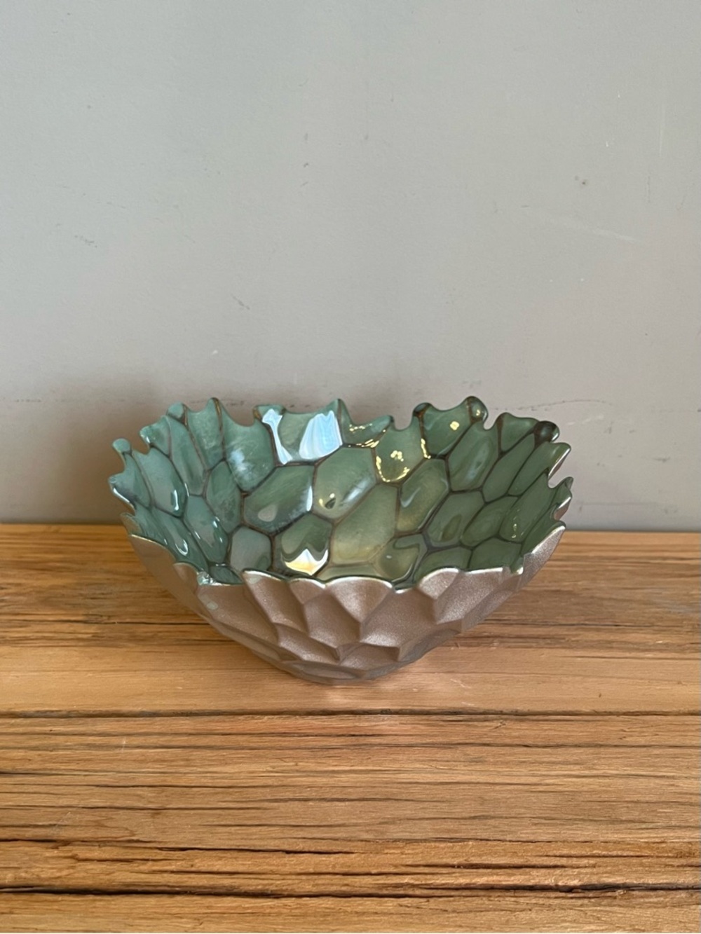 Decorative Green Glass-Glazed Bowl with Textured Silver Exterior